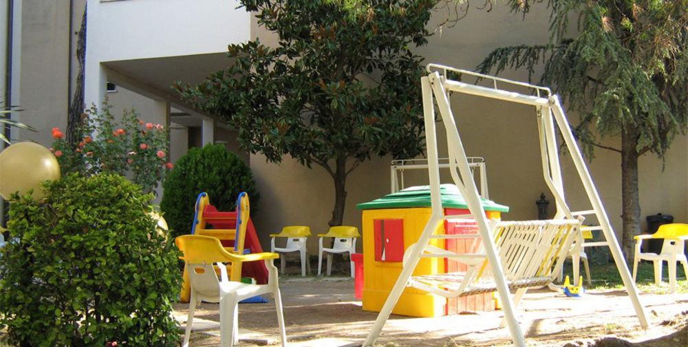 Hotel Trieste Senigallia Exterior photo