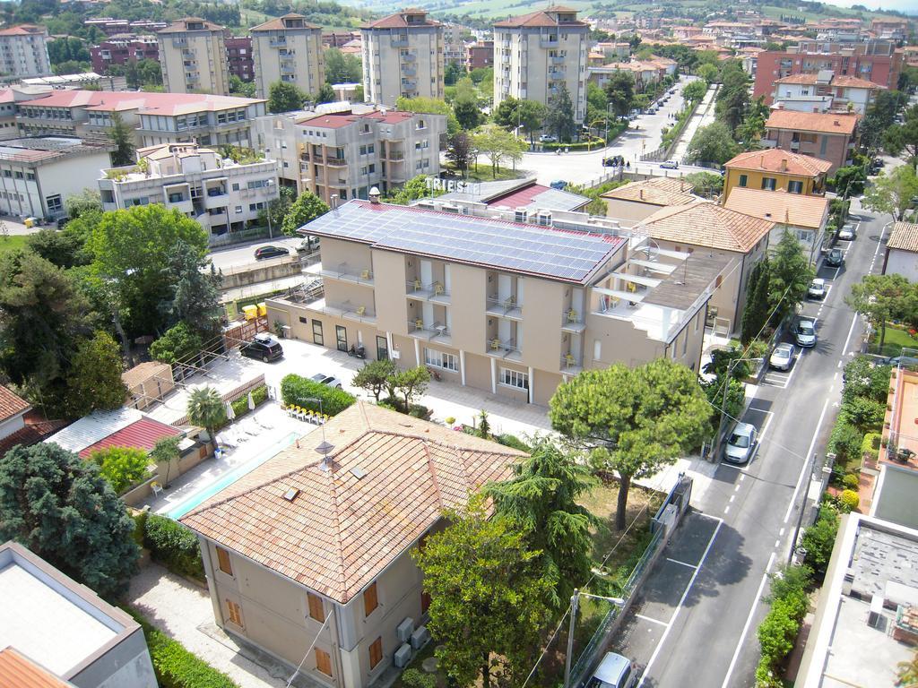 Hotel Trieste Senigallia Exterior photo