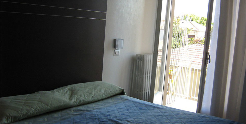 Hotel Trieste Senigallia Exterior photo